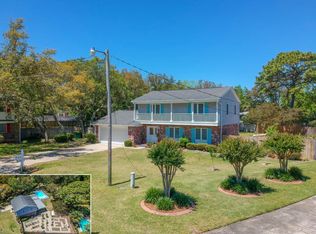 16 Elkwood Ct, Shalimar, FL 32579