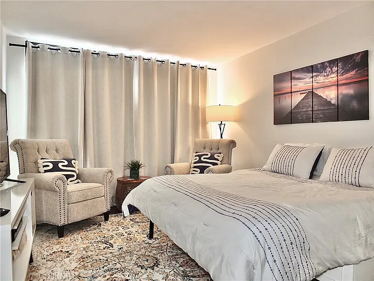 2601 E Ocean Blvd #309 — Photo 47