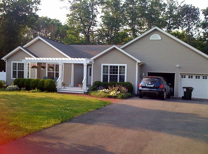 31 Canterbury Dr.