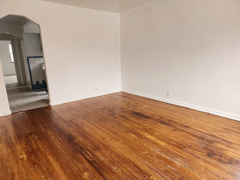 4423 Ridgeview Ave #3 — Photo 2