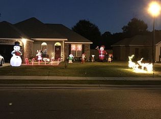 2421 Rhonda Ave, Ocean Springs, MS 39564