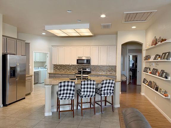 4th image of 2229 Autumn Moon Way