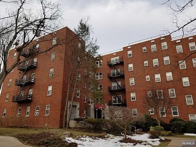 1st image of 2350 Linwood Ave #3E-503E