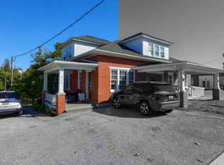 517 E Main St, Lititz, PA 17543