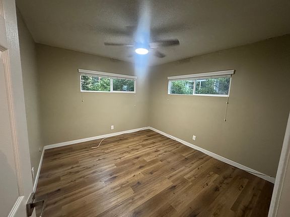 4th image of 12506 Kornblum Ave APT A