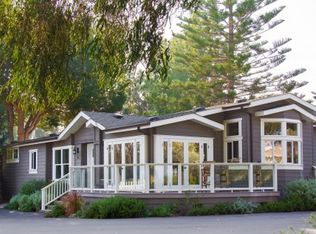 140 Paradise Cove Rd, Malibu, CA 90265