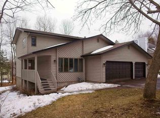 920 Timberline Ln, Duluth, MN 55811