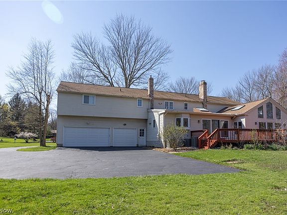 2nd image of 3475 Rolling Hills Dr