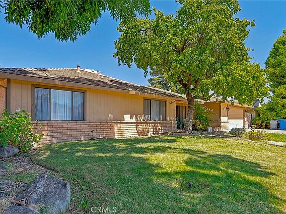 5th image of 587 W Donna Dr