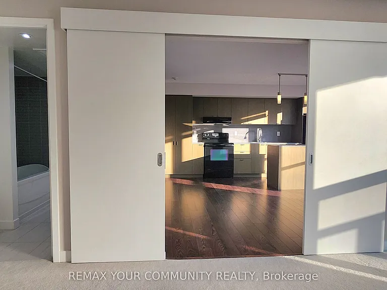 110 Charles St E #1704 — Photo 20