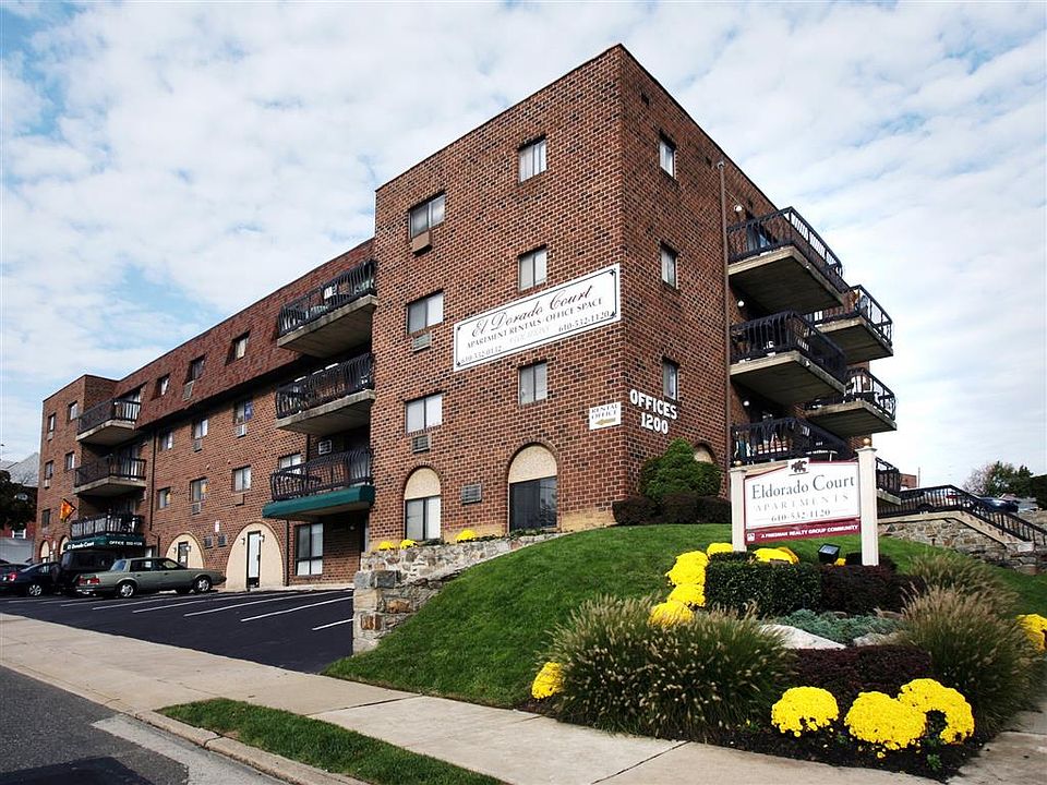 1st image of 1200 Lincoln Ave #37