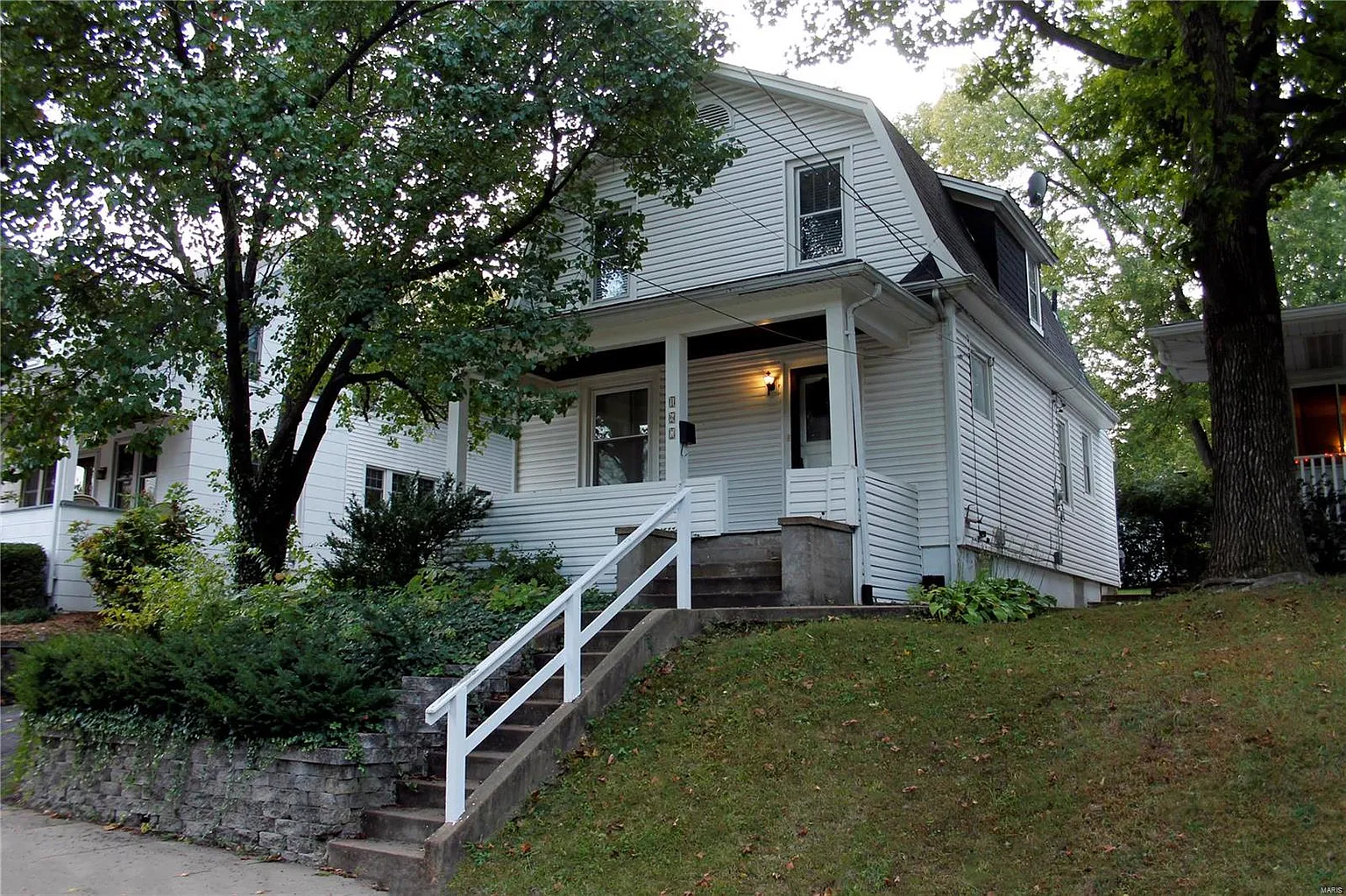 167 Hammel Ave photo 1