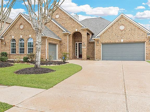 2nd image of 28010 Norfolk Trail Ln