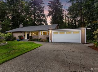 2814 Forest Hill Cir SE, Olympia, WA 98501