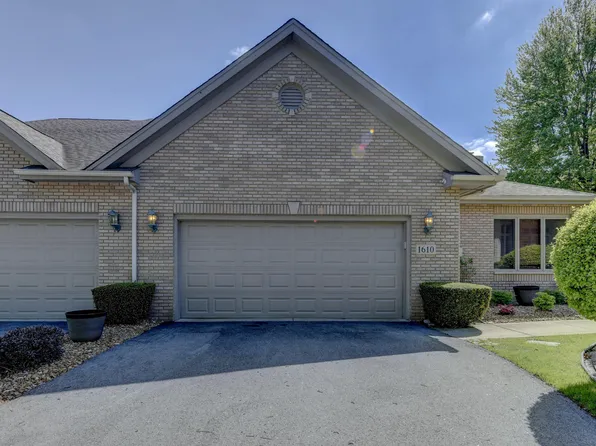 1610 Mourning Dove Dr, Munster, IN 46321