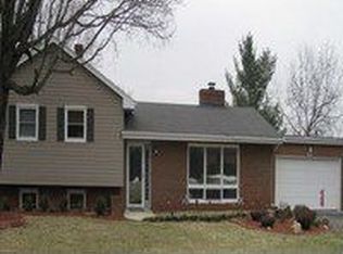 5741 Brahma Rd, Roanoke, VA 24018