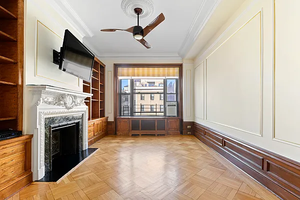 Sold by Douglas Elliman | media 14