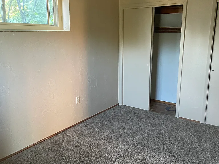 521 Union Ave #6 — Photo 8