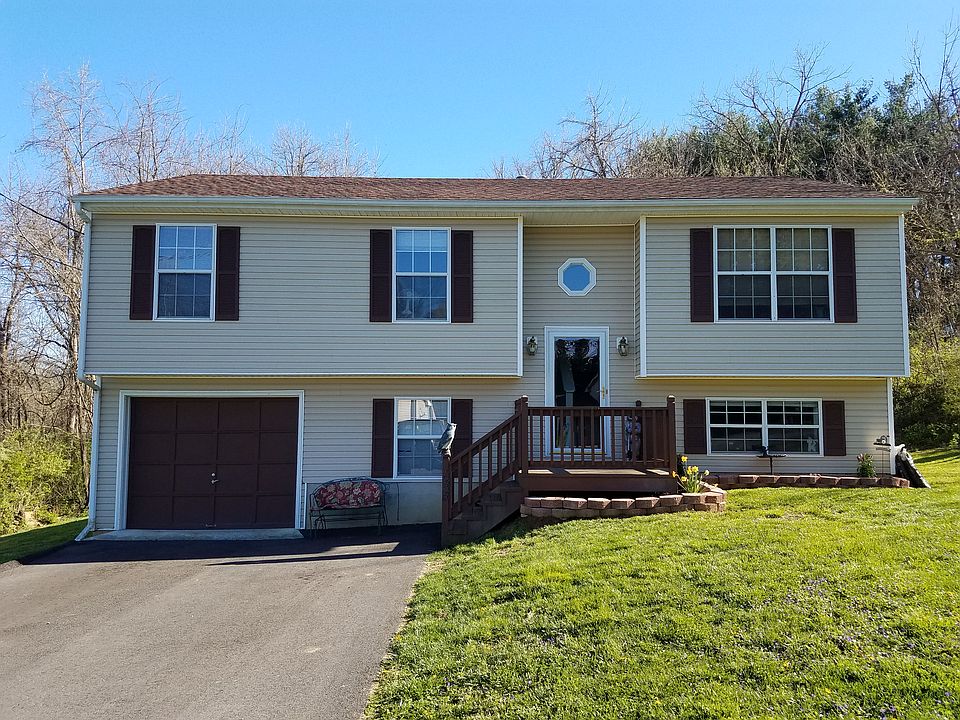 1st image of 1013 Park Pl