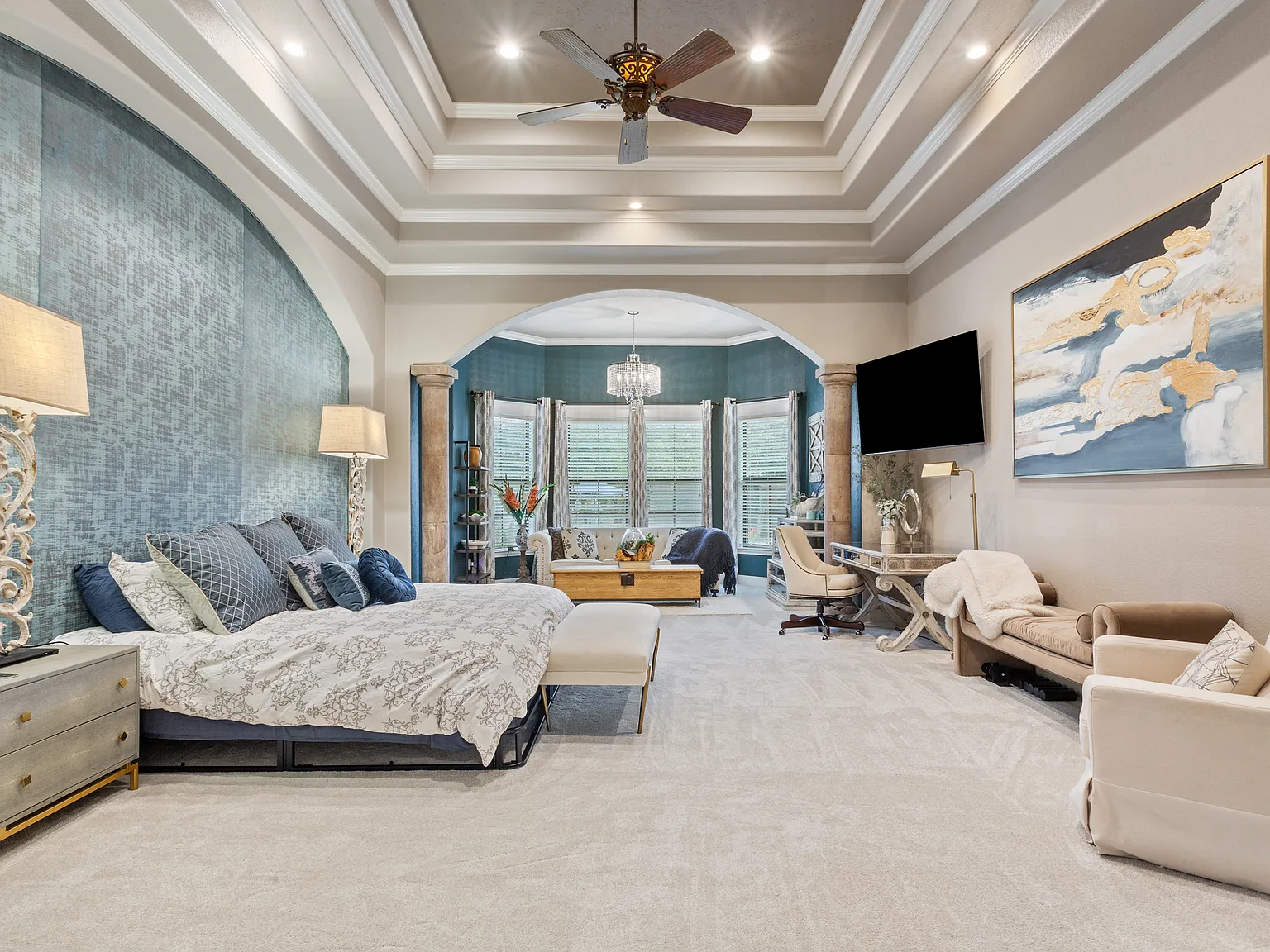 5 bed, 3800 sqft, $6,000 — Photo 4