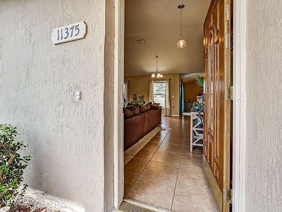 3rd image of 11375 Aston Hall Dr S