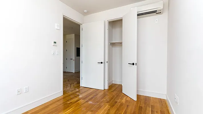 Rented by Nooklyn NYC LLC | media 62