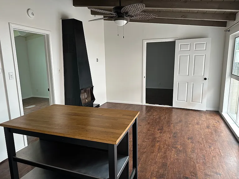 1244 Devon Ln — Photo 6