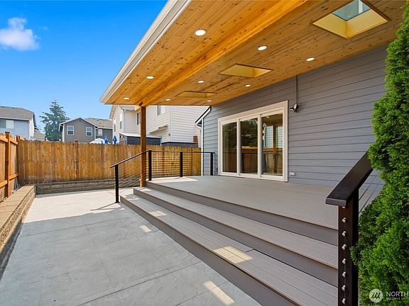 5th image of 5603 79th Avenue NE