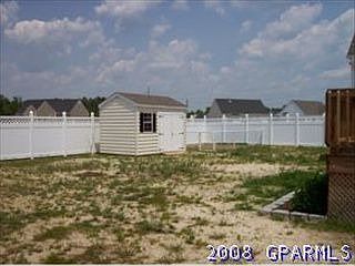 3rd image of 2028 Charter House Ln