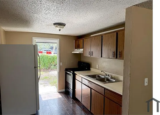 2229 E 133rd Ave — Photo 9