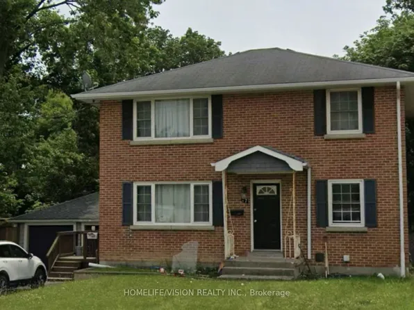 37 Rose St, Barrie, ON L4M 2T3