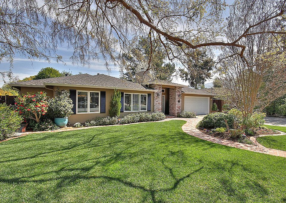 1st image of 15796 Cherry Blossom Ln