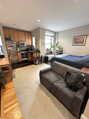 Rented by Douglas Elliman | media 4