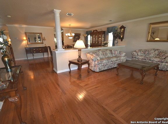2nd image of 9606 Wicklow Dr