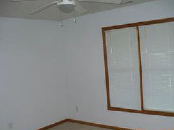 5th image of 919 Wright Ave