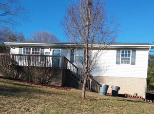 1423 Charity Hill Rd, Elizabethton, TN 37643