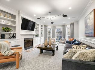 447 Beacon St PENTHOUSE 2, Boston, MA 02115