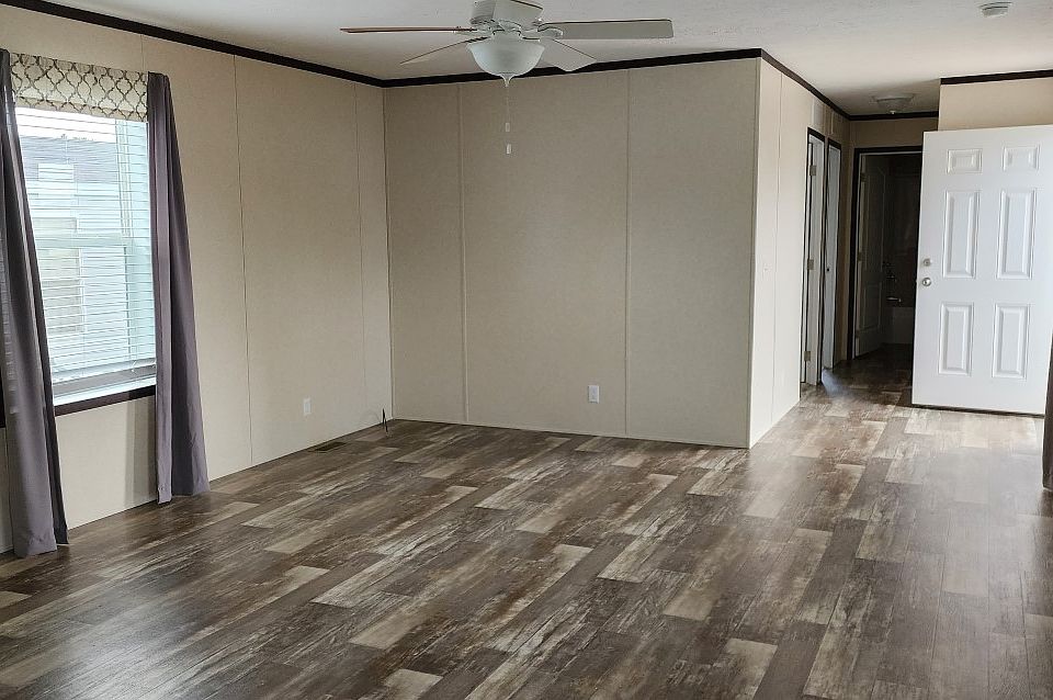 1st image of 1132 Peach Blossom Cir