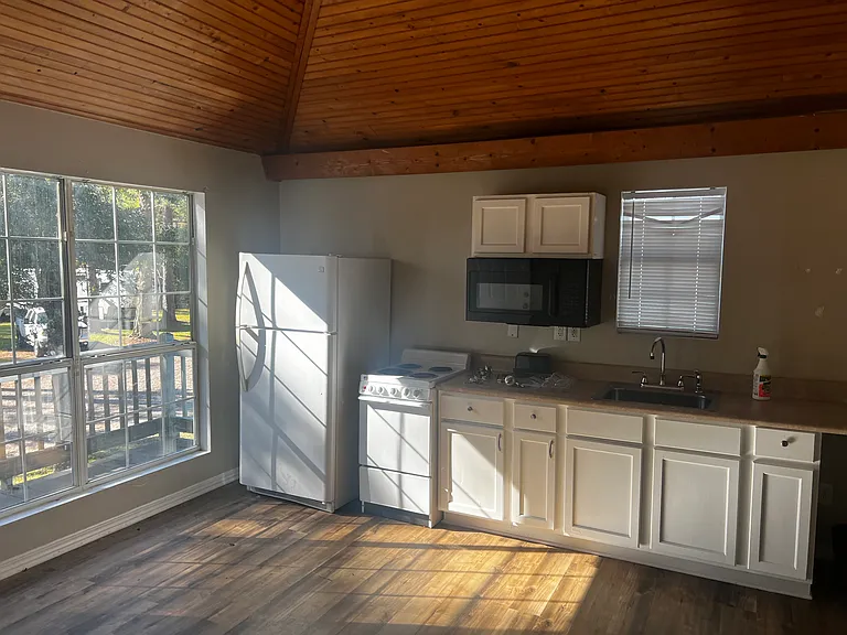 3520 Cold Springs Rd #3 — Photo 10