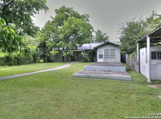 1007 W Lullwood Ave, San Antonio, TX 78201