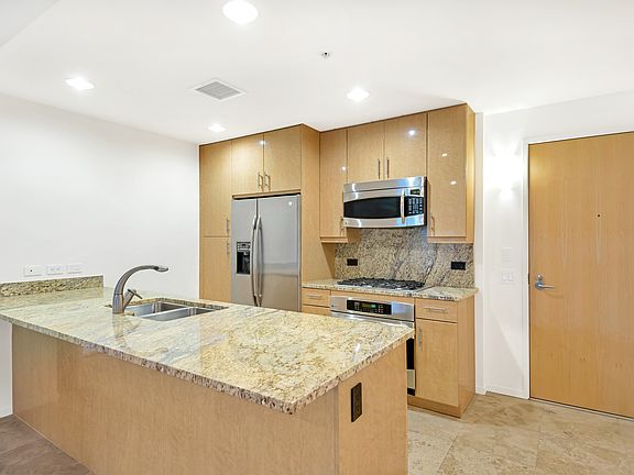4th image of 7121 E Rancho Vista Dr Unit 2002