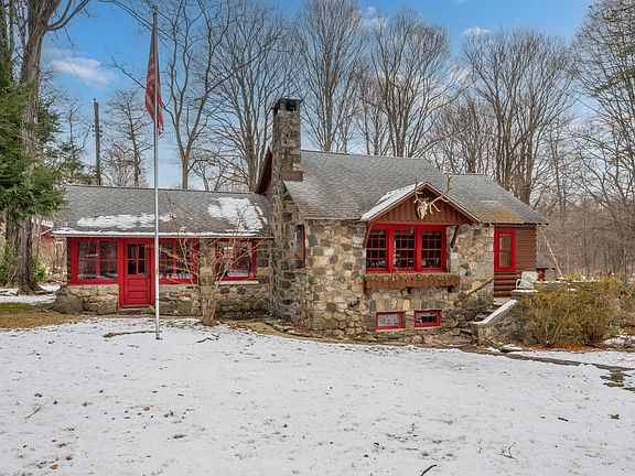 Welcome to 6 Alpine Lodge