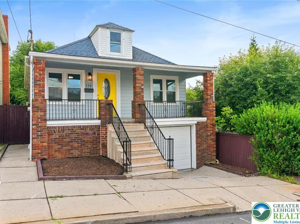 156 1st St, Coaldale, PA 18218