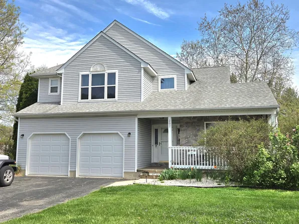 207 E Cobblefield Ct, Newark, DE 19713