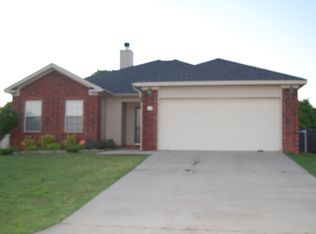 34 Opal St, Ward, AR 72176