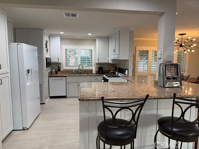 3 bed, 1456 sqft, $3,600 — Photo 2