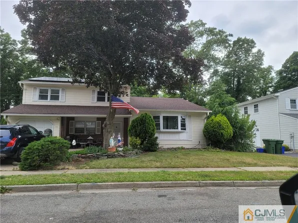 10 Gorczyca Pl, South Amboy, NJ 08879