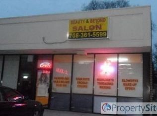 7010 W 111th St, Worth, IL 60482
