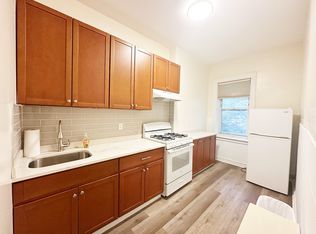 121 Bay 14 St FLOOR 2, Brooklyn, NY 11214