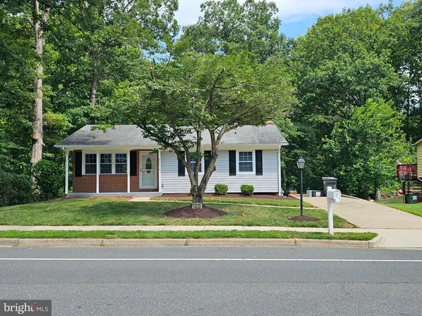 12819 Oakwood Dr, Woodbridge, VA 22192